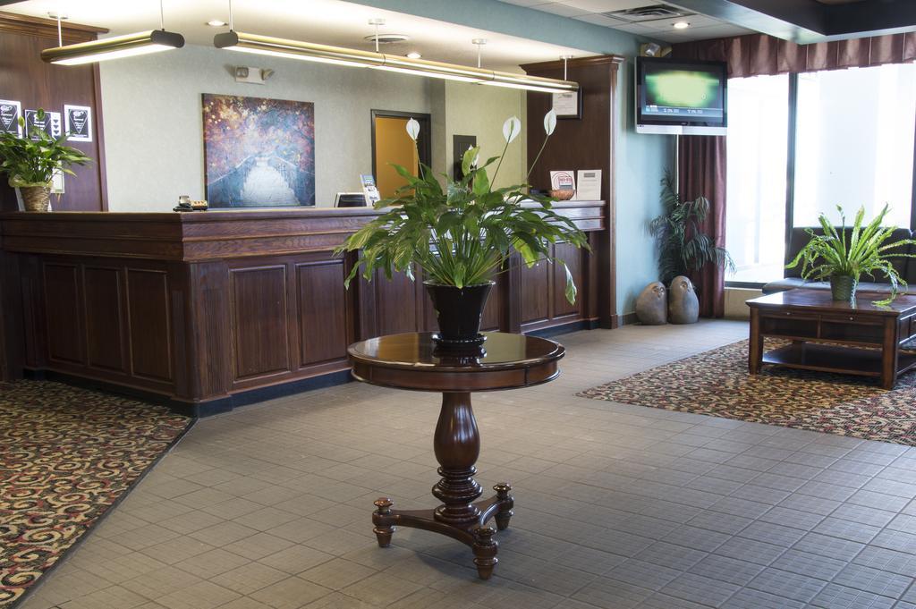 Days Inn By Wyndham Pittsburg Ks Εξωτερικό φωτογραφία